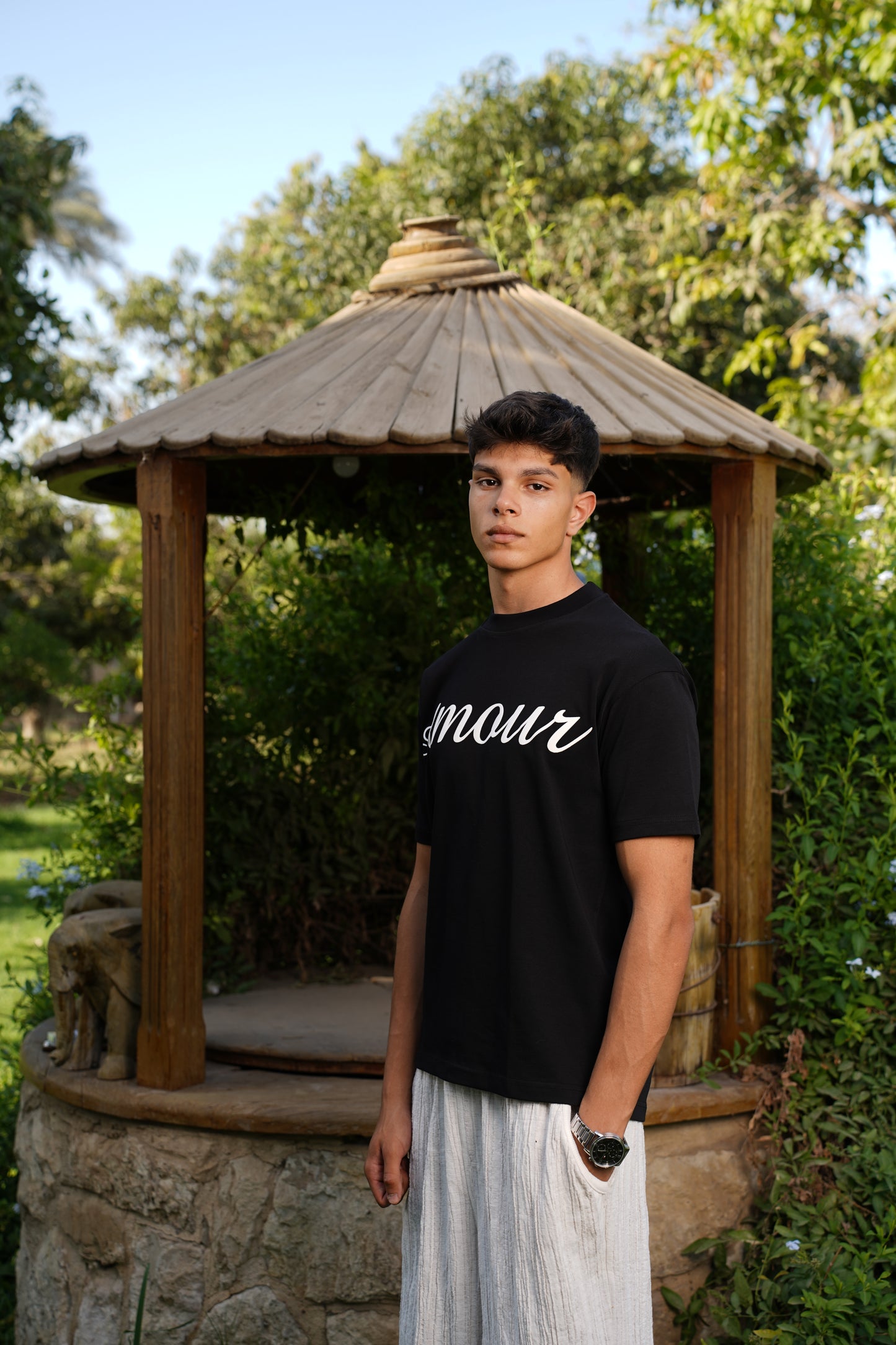 BLACK TEE AMOUR