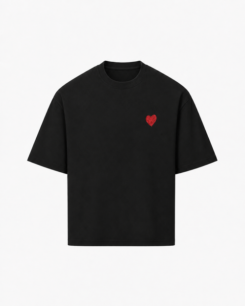 BLACK TEE HEART